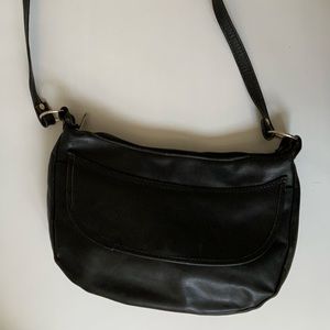 Black ladies shoulder bag